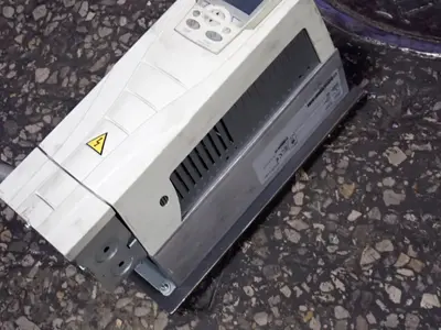 Used ABB ACS550U1012A4 Variable Speed Drives Ohio US | HGR 24 #782559