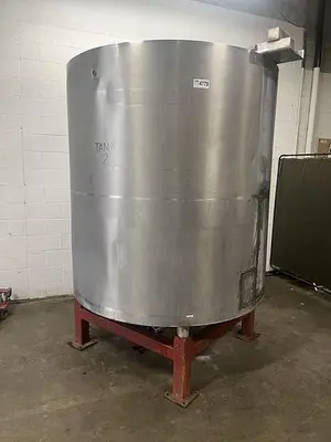 1,000 Gallon SS Tank