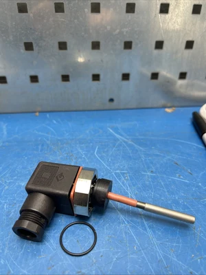 NEW Danfoss 084Z3031
