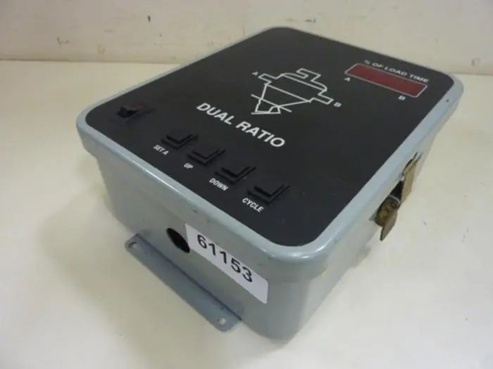 Used UNIVERSAL DYNAMICS PCB-025 Loaders (Plastic Upstream) | Ideal Machinery #664293