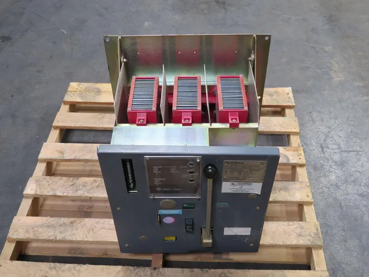Used WESTINGHOUSE DS-206 Circuit Breakers Texas US | Aucto #1307192
