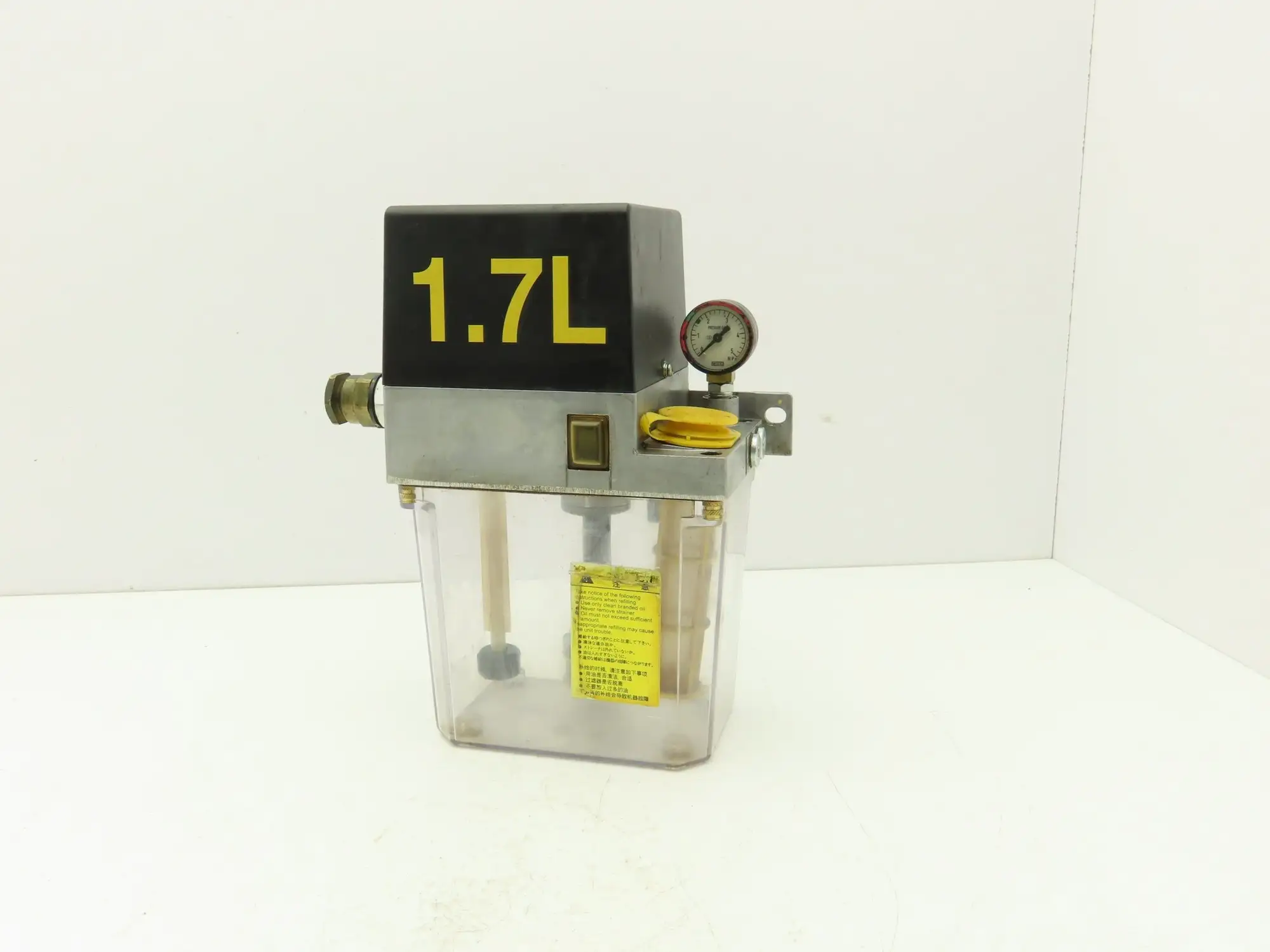 SKF MKU11-KW2-J0051 Lubricator Oil Pump Oiler 16 Bar 0.1 L/min 100VAC 2L Tank