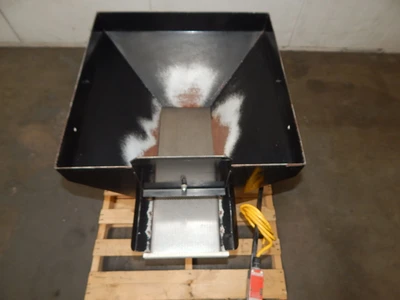 Used PERFORMANCE FEEDERS _UNKNOWN_ Vibratory Bowl Feeder Texas US | OCO Industrial #1718014