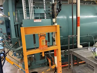 USED 2002 CLEAVER BROOKS CBI200-350-015