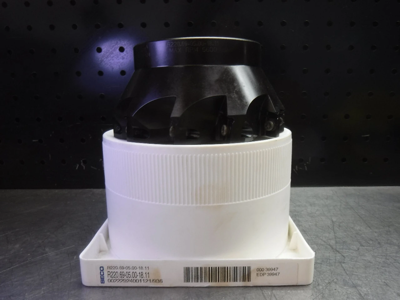SECO 5" Indexable Facemill 1.5" Arbor R220.69-05.00-18.11 (LOC2070B)