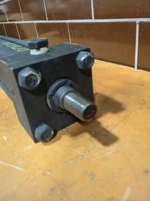 Used Parker C-BB-2HL-14-C Cylinders Indiana US | J&J Industrial Supply #1258328