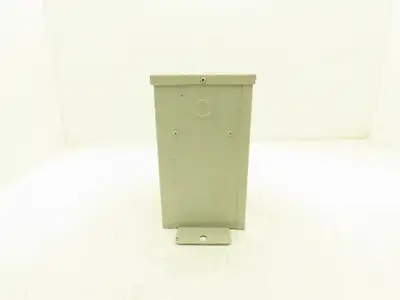 ABB C484G5 Capacitor 5kVAR 480vAC 3Ph 60Hz NEMA 1 Enclosure Dry Type