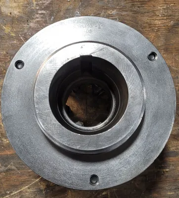 BISON 10" 6 Jaw Chuck Tooling & Accessories, Lathe Chucks | Machinery Central (4)