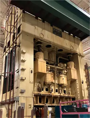 1964 USI CLEARING D4-1600-900-156-102 Straight Side Presses | CNC Pro Equipment (6)