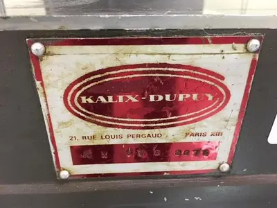 Kalix model KX67B 16-Station Tube filler and sealer