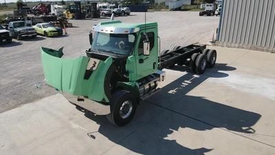New | in-Stock 2025 WESTERN STAR 47X Cab Chassis trucks Texas US | Roll Off Truck World #1492024