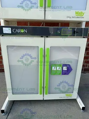 USED CARON 7410-5-1 CO2 DUAL STACKED LABORATORY INCUBATOR 45°C, 115V