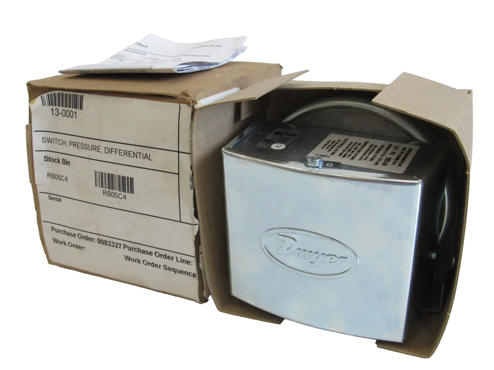 NEW DWYER 1823-20 PRESSURE SWITCH 182320