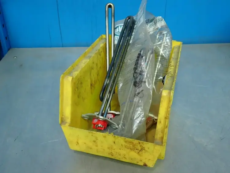 Used _UNKNOWN_ F3025IH Water Heaters Ohio US | HGR 24 #927928