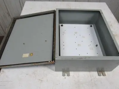 Hoffman Hinged Door Wall Mounted Electrical Enclosure 20"X16"X7"