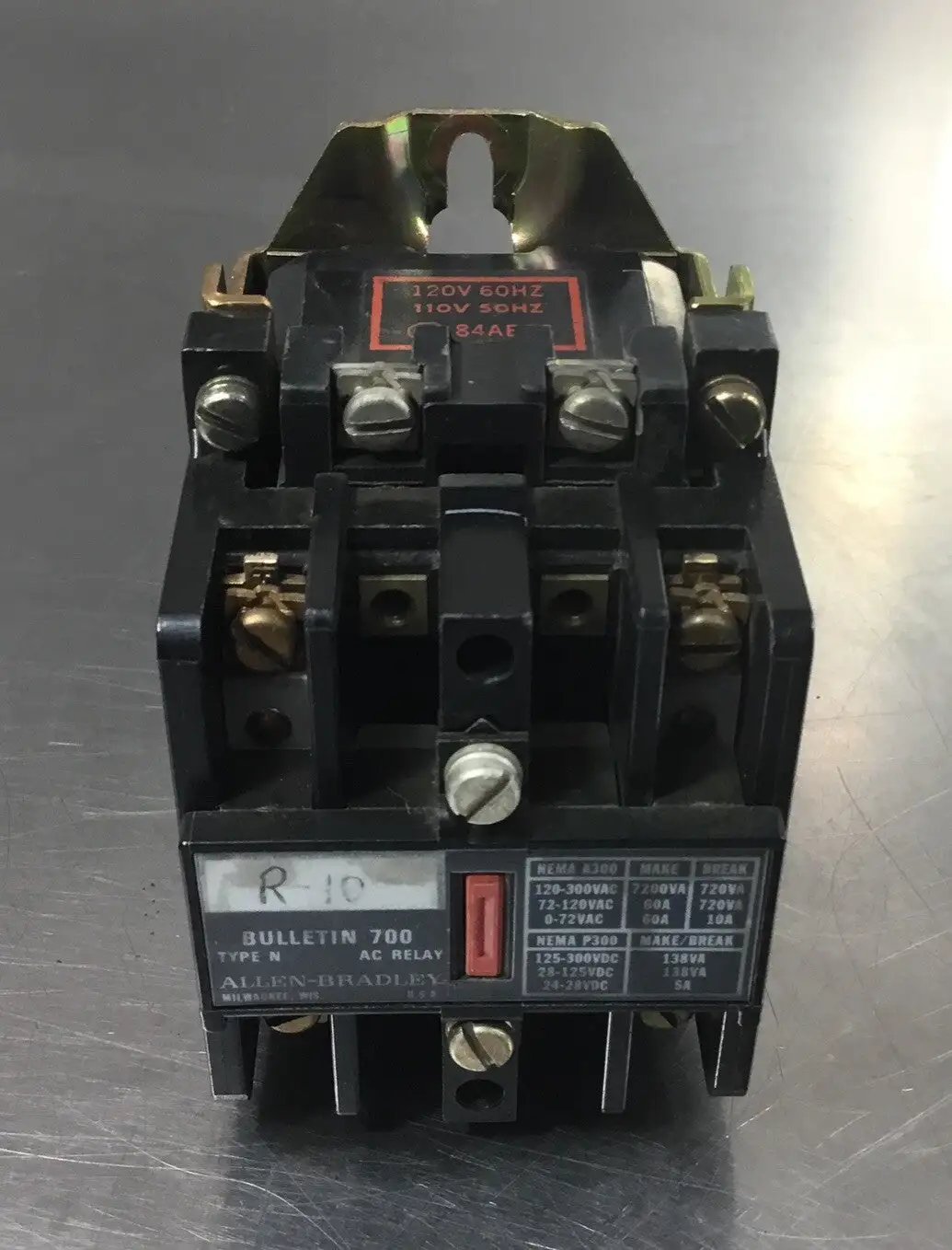 USED ALLEN BRADLEY 700-N200A1