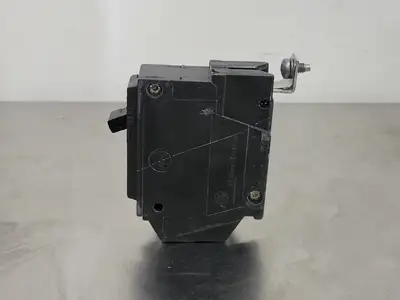 Used GENERAL ELECTRIC THHQB120 Switchgears British Columbia CA | Lenmark #241436