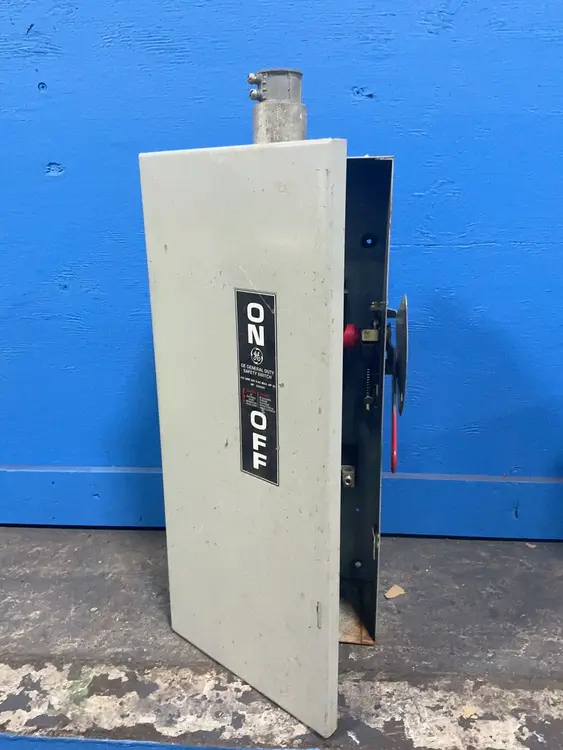 Used GENERAL ELECTRIC TG4323 Disconnects Ohio US | HGR 24 #1233427