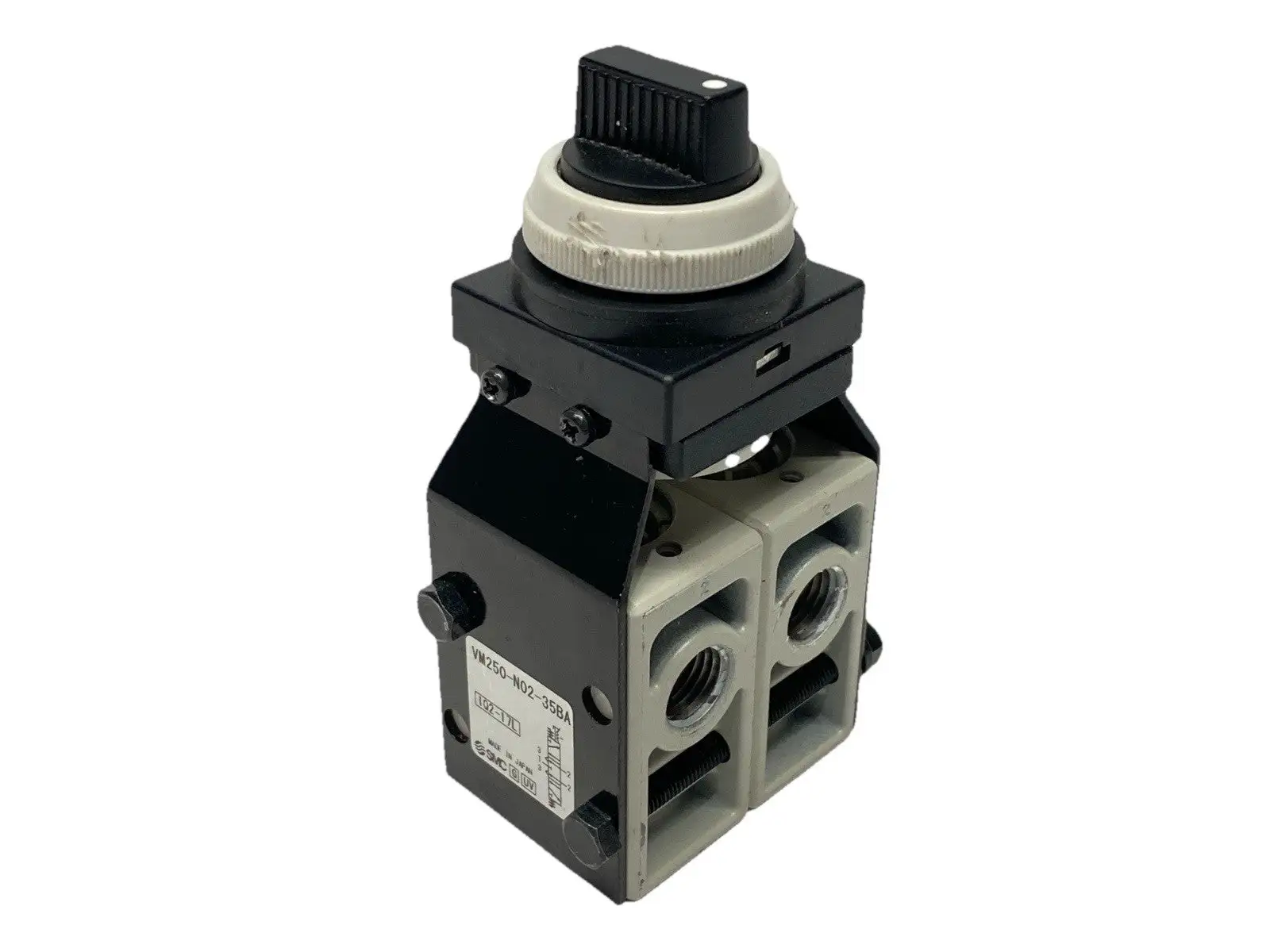 VM250-N02-35BA | SMC  Mechanical Poppet Valve 1/4" NPT - Used