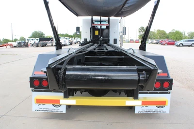 New | in-Stock 2027 PETERBILT 548 Rolloff Trucks Texas US | Roll Off Truck World #1492013