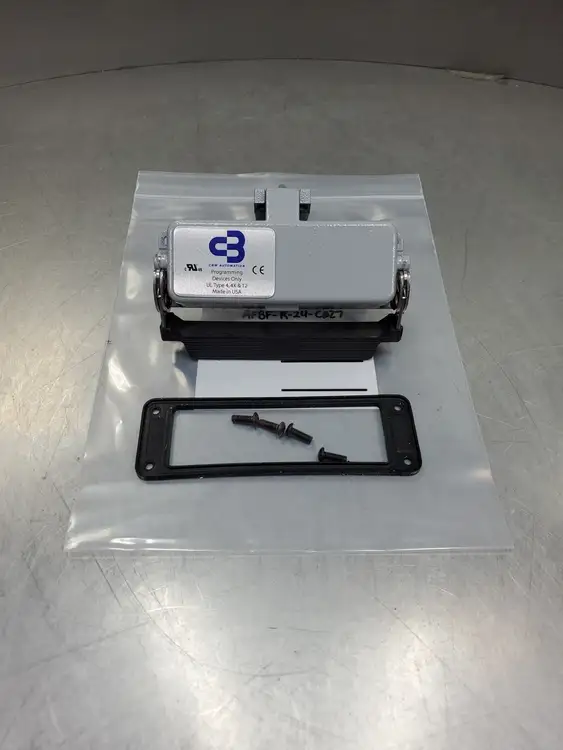Used Mencom DP1-RJ45-USB-AFBF-R-24-C027 Panel Interface, 125V, 3A Panel Mounts South Carolina US | Palmetto Automation #1160609