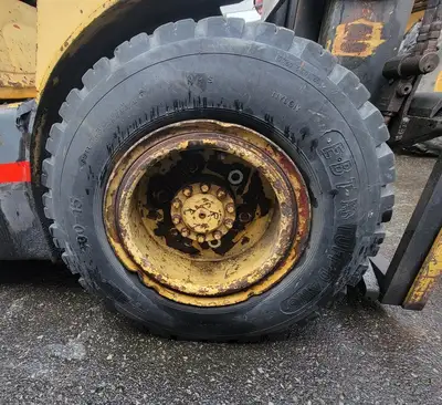 USED 1984 HYSTER H80E