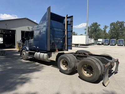 Used 2010 VOLVO VNL Conventional trucks Indiana US | Miedema Asset Management Group #1414542