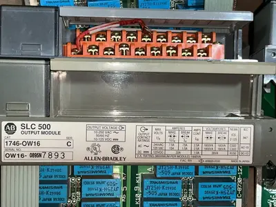 Used ALLENBRADLEY 1746OW16 PLC Input & Output Ohio US | HGR 24 #1508130