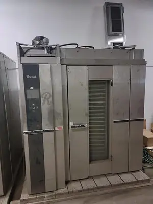 USED REVENT 724U