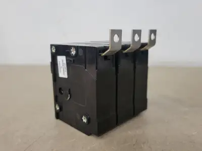 Used EATON BAB3015H Switchgears British Columbia CA | Lenmark #239187