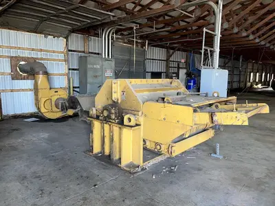 Schutte 250 HP Pallet Shredder