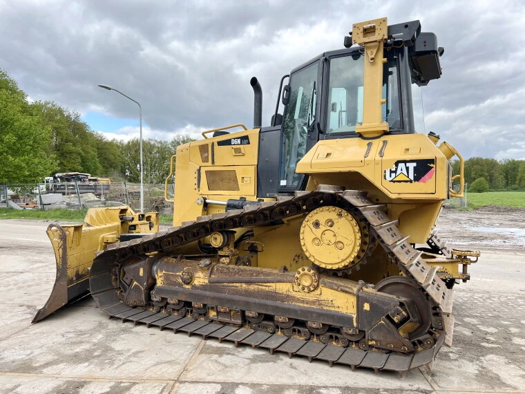USED 2018 Caterpillar D6N LGP