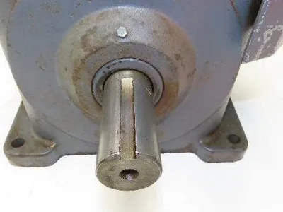 Browning 375C1-LR50FE 8701 50:1 Gearbox Reducer 2.3Hp 35rpm 143/145T Dual Shaft