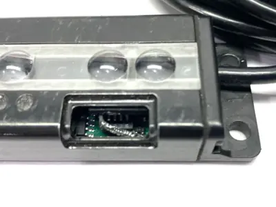 USED BANNER SINGLE PIECE PART VERIFICATION SENSOR 100MM 4-CH 2M RANGE 70989