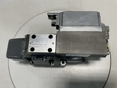 USED BOSCH 0 811 404 614