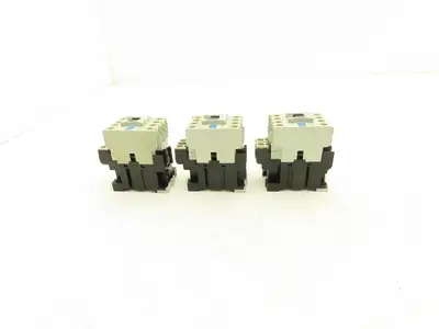Mitsubishi Electric S-N11 Contactor 7.5Hp 20A 600VAC Lot of 3