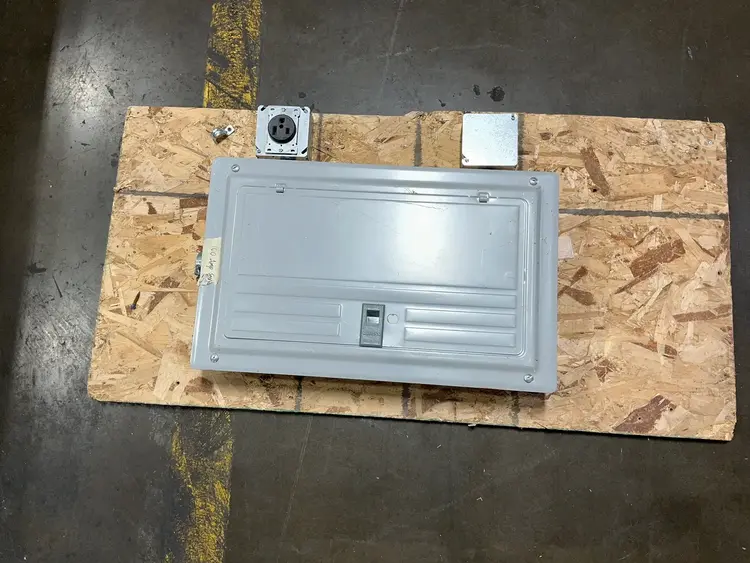 Used SIEMENS P2020B1100CU Electrical Panels Ohio US | HGR 24 #1280199