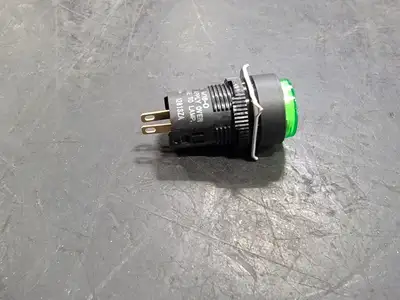 NEW OMRON M16-TG-24D