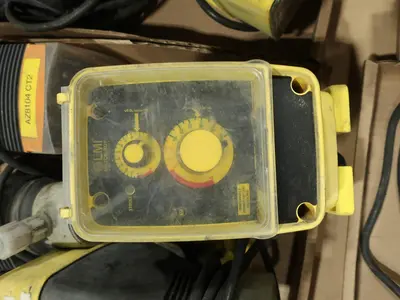 PALLET OF ASSORTED METERING PUMPS, MILTON ROY, PULSATRON, PROMINENT