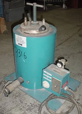 USED MELT MONSTER MELTING TANK 240