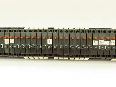 Allen Bradley 1492-GH015 Din Rail 1.5A Circuit Breaker Ser B 250V Lot of 64