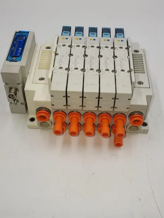 Used SMC SMC SY5-IOL-0-M65RI W/ 5 SOLENOIDS SY5400 / ONE: EX260-SIL1 SERIAL TRANSMISSION SYSTEM Parts (Hydraulics and Pneumatics) | ND Industrial Surplus #1211508