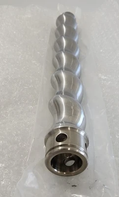 NEW Moyno F82041
