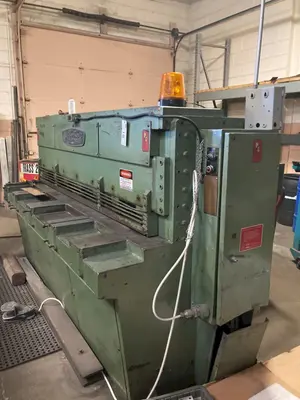 6' x 1/4" FJ EDWARDS MODEL TRUCUT HYDRAULIC SHEAR: YOBRO #24620