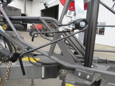New | in-Stock 2026 MASSEY FERGUSON TD1310TRC Tedders Pennsylvania US | Zimmerman Farm Service #1410410