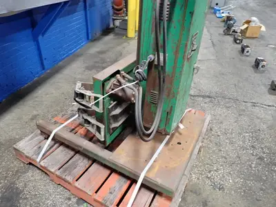 1000 Lbs Drum Lift Handler