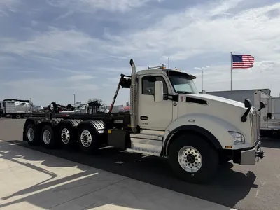 Used 2023 KENWORTH T880 ROLL OFF Rolloff Trucks Minnesota US | Carco Truck & Equipment #1514004