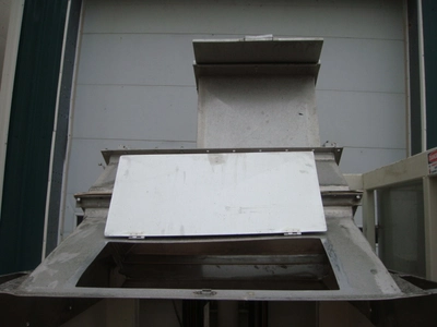 Used _UNKNOWN_ _UNKNOWN_ Bin Dumpers Minnesota US | A&I Equipment #1317918