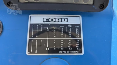 USED 1985 FORD 2910