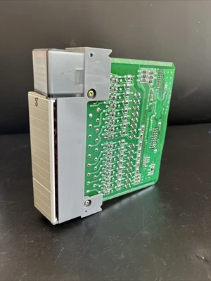 USED Allen-Bradley 1746-OA16